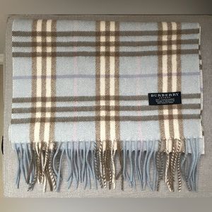 BURBERRY vintage 100% cashmere Scarf Light Blue Nova Check NWOT Never Worn